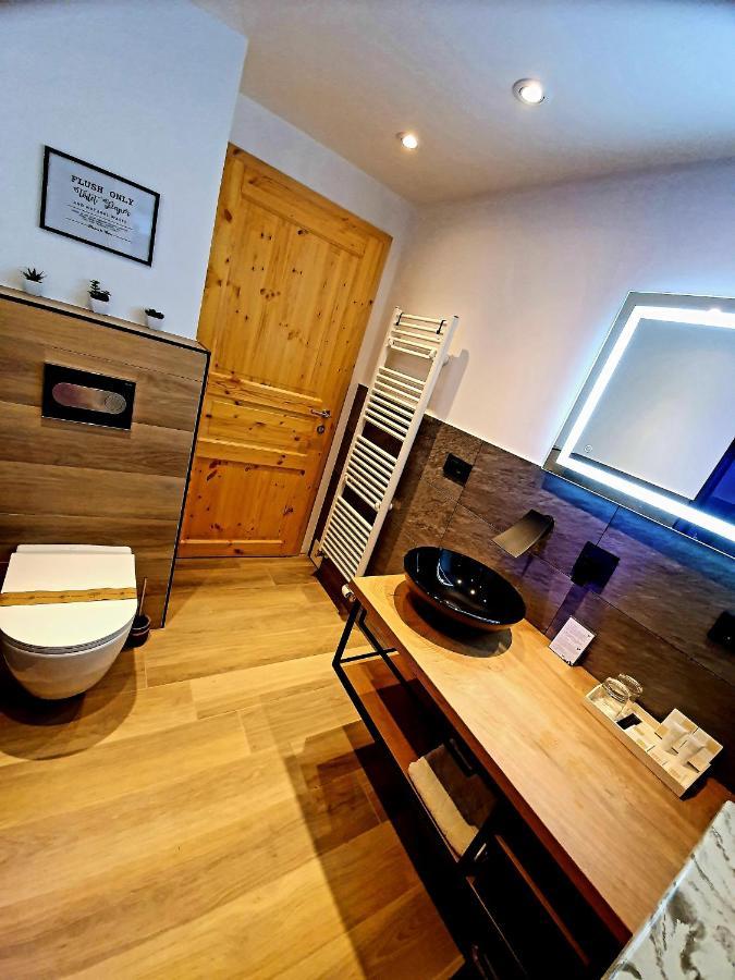 Honey Apartments Zirovnica Εξωτερικό φωτογραφία