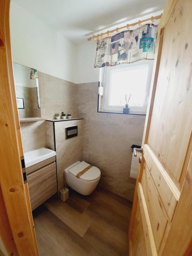 Honey Apartments Zirovnica Εξωτερικό φωτογραφία